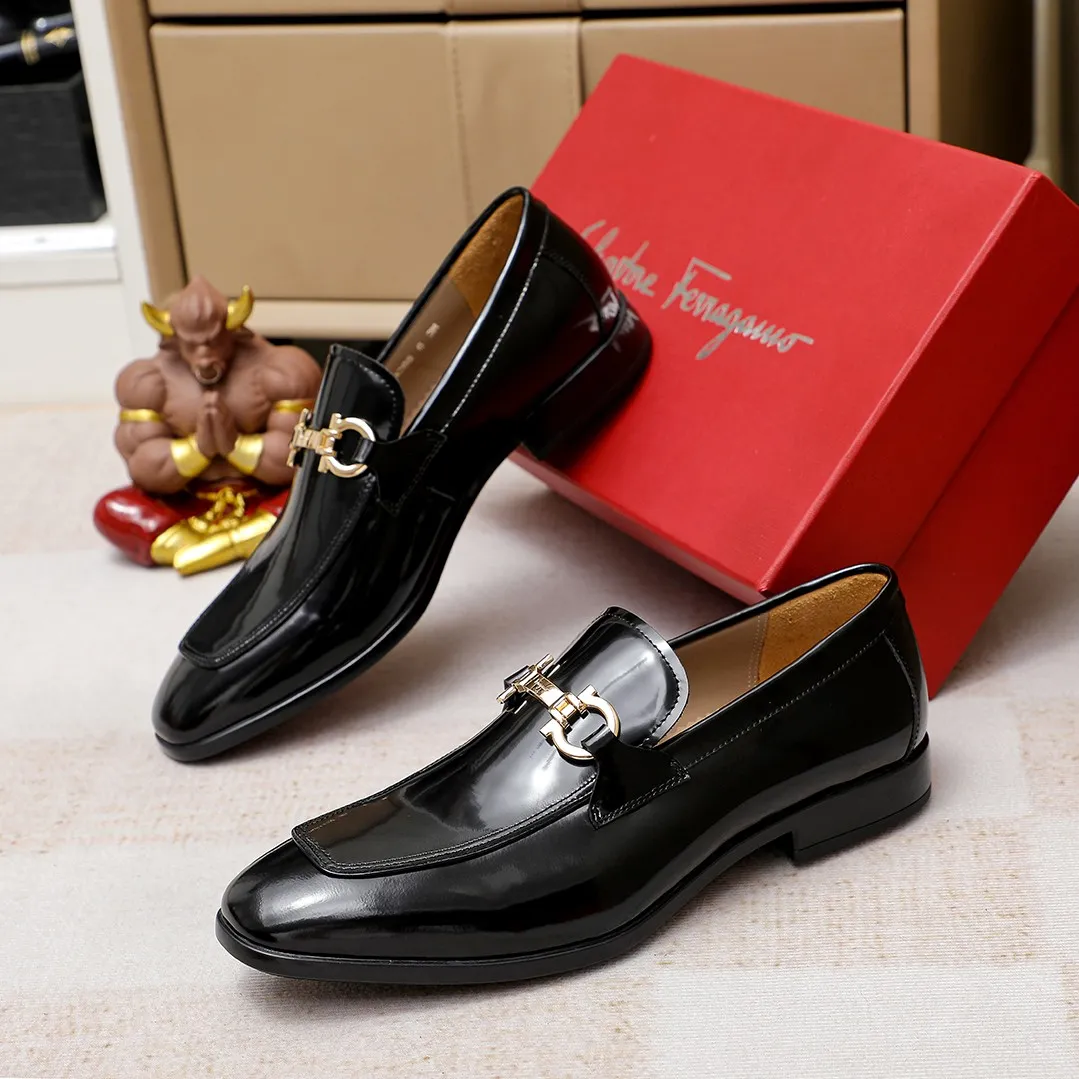 Men's shoes 💰600 🕷🕷🐂【Ferragamo】 Popular fashion casual shoes🇨🇳Official website counter 1:1 production, original mold opening💯Good quality can be seen, imported high-end first-layer pebbled calfskin, water-dyed🐂leather lining🌿very clear texture, high-quality waterproof, non-slip and wear-resistant outsole🎋high quality and low price, truly handmade🍓, 5 colors available! Code number 38-44 (45. To be customized)